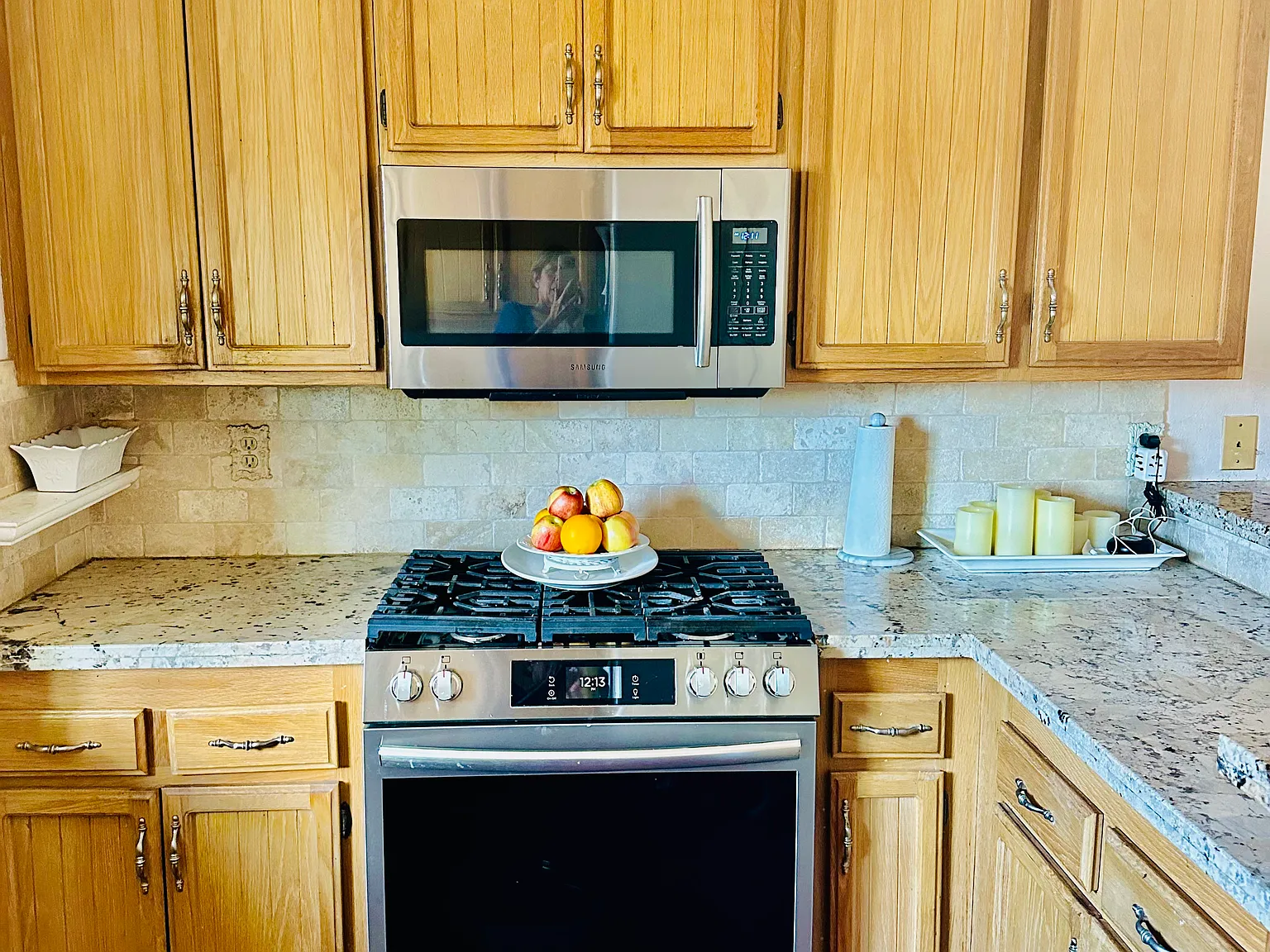 3 bed, 1300 sqft, $1,500 — Photo 2