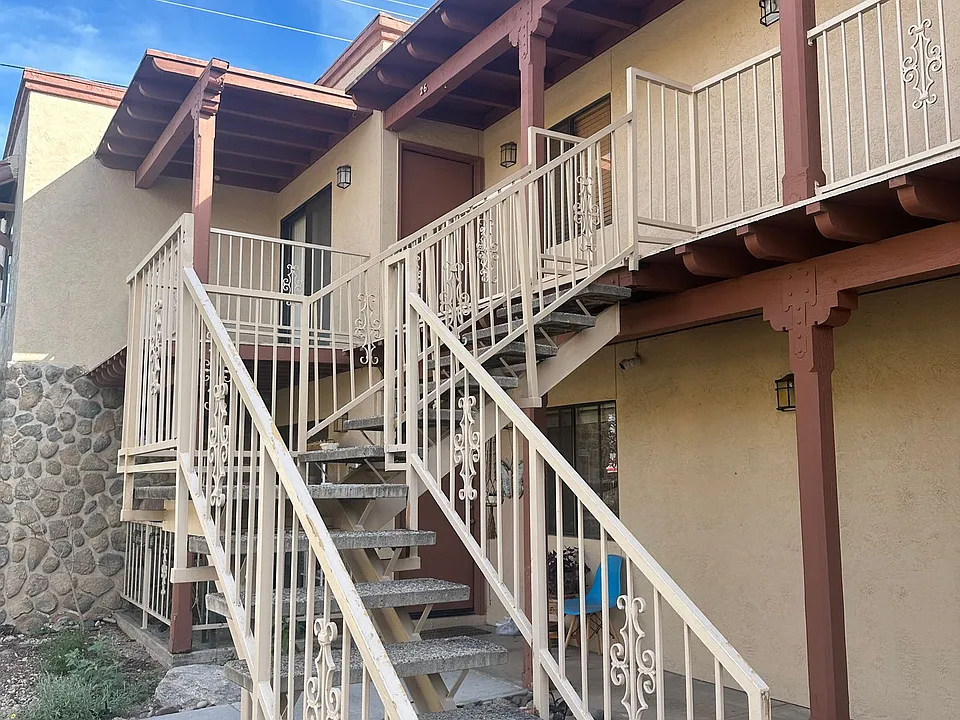 3357 N Country Club Rd #26