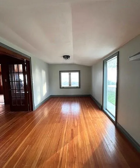 394 Robson Rd — Photo 10