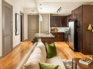 4322 Scotland St, Houston, TX 77007