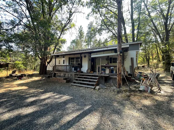 10441 Old Stage Rd, Gold Hill, OR 97525