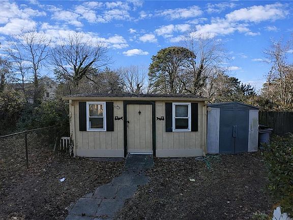 3rd image of 55 Calhoun St