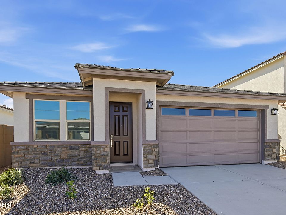 1st image of 3023 E Villa Avenue