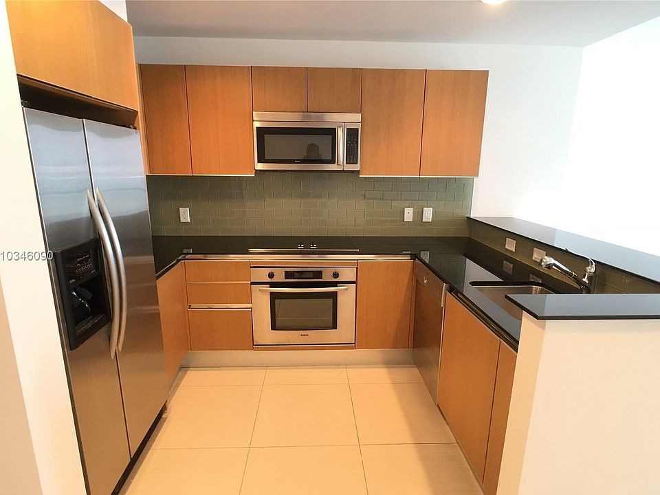 1st image of 1060 Brickell Ave APT 3713