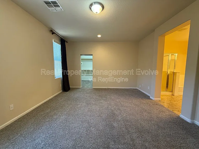 3454 E Constitution Dr — Photo 8