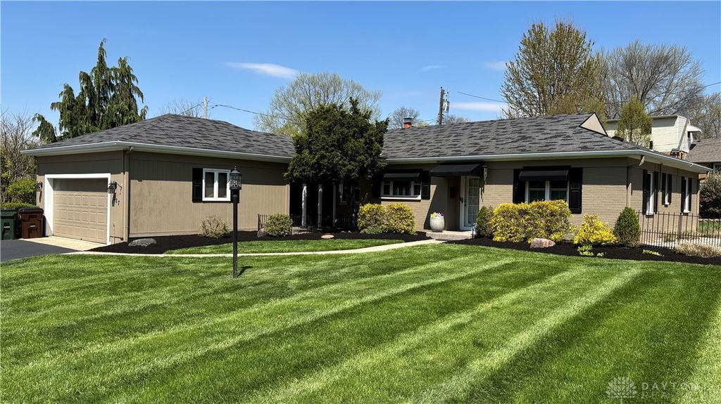Real estate listing image