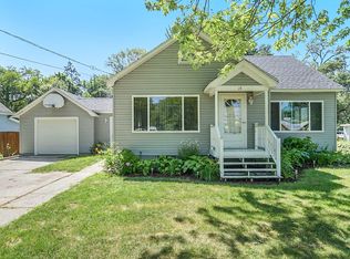 17 River St, Coopersville, MI