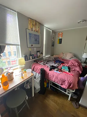 Rented by Nooklyn NYC LLC | media 43