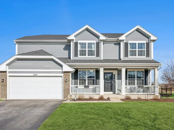 1059 Waterfront Ln, Hampshire, IL 60140