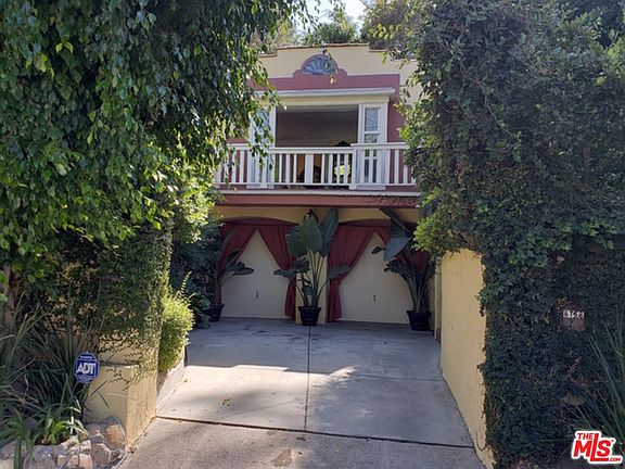 2nd image of 6118 Glen Alder St