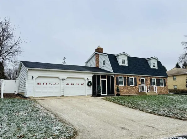 1817 20th Street Court, Monroe, WI 53566