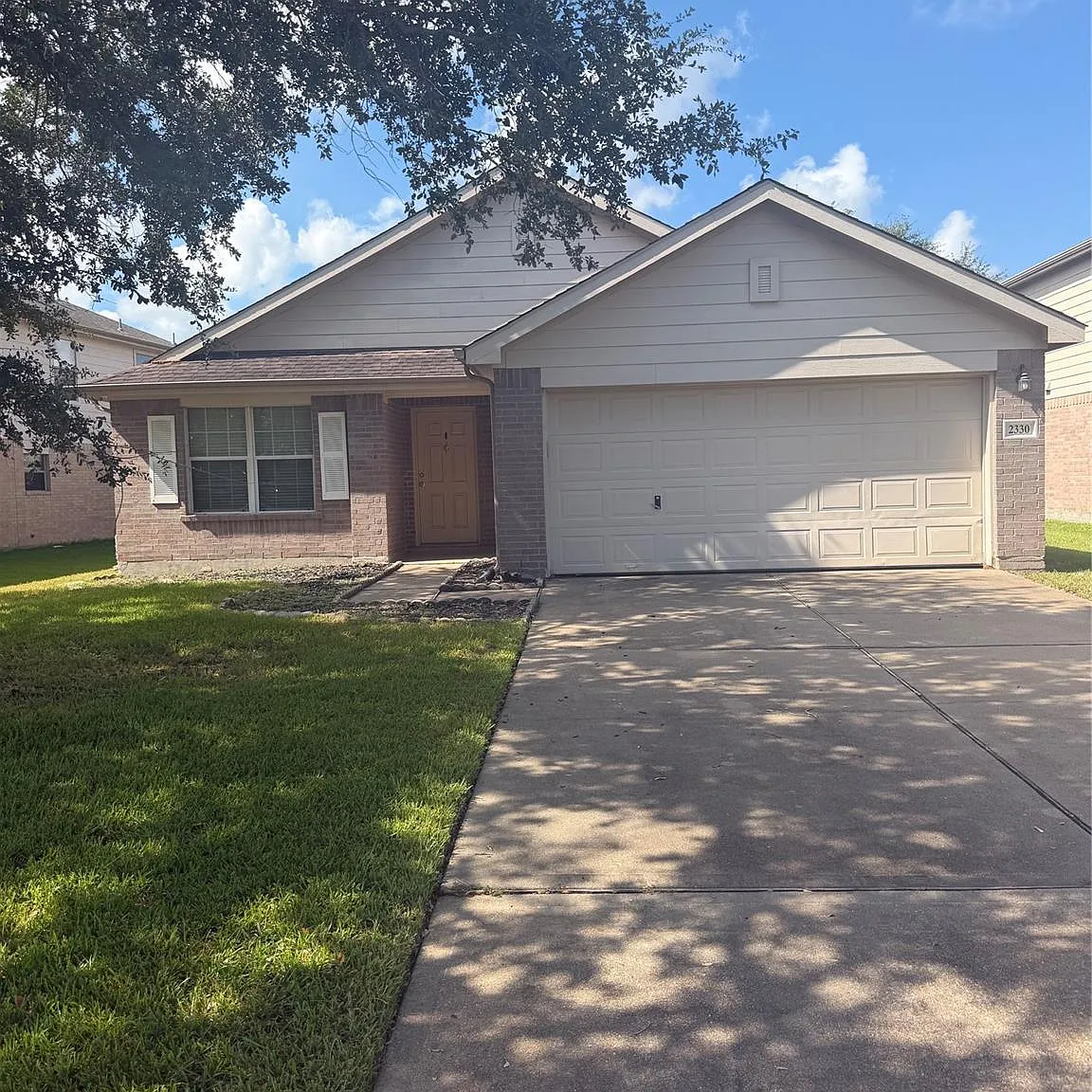 3 bed, 2.0 bath, 1635 sqft, $2,000 — Photo 1
