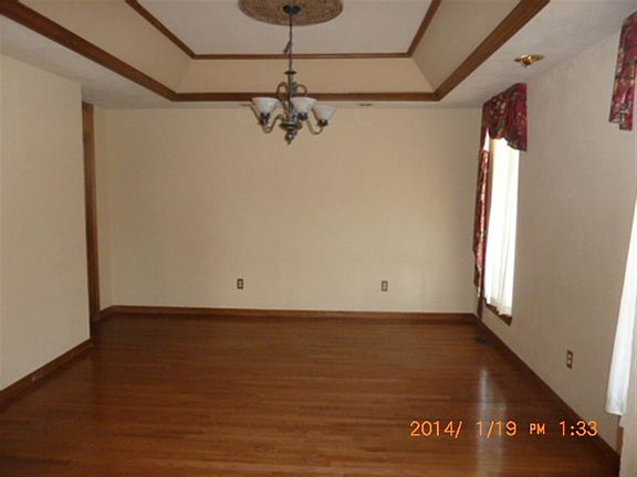 3rd image of 7614 NW Folkstone Way