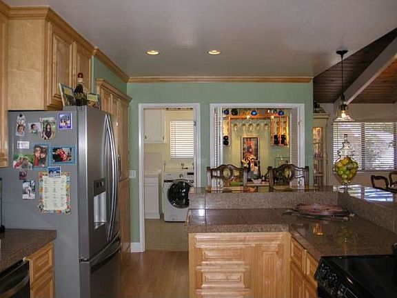 5th image of 12544 Jayhawk Ct