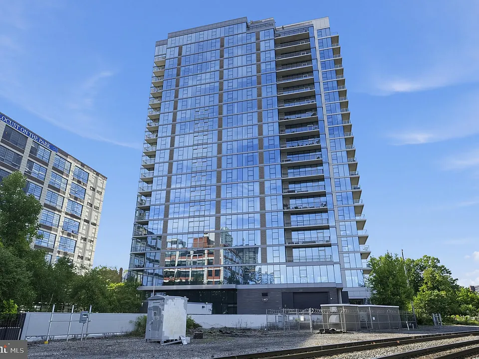 210 S 25th St #20-804