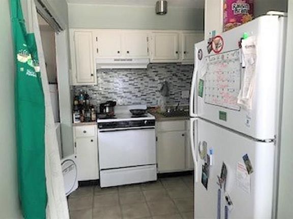 5th image of 7200 Oak St APT A