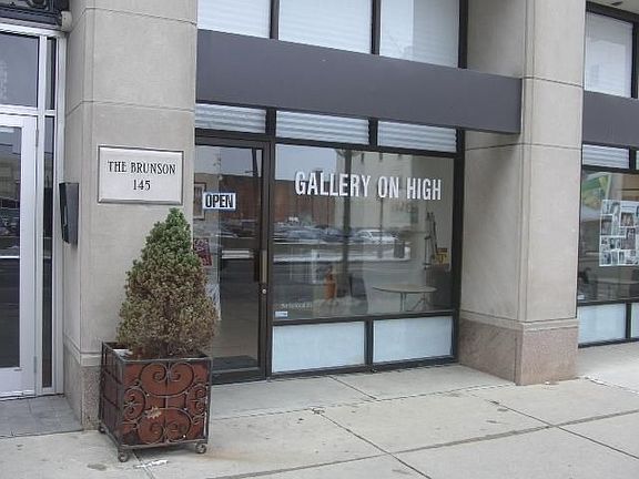 2nd image of 147 N High St