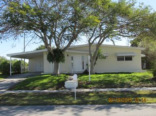 865 Dolores St, Sebastian, FL 32958