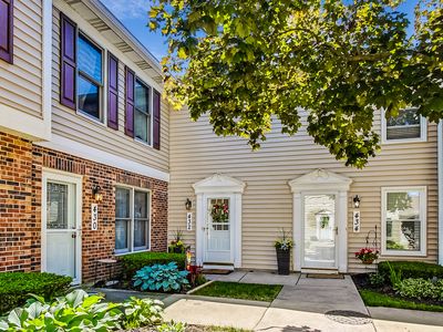 432 Kensington Ct, Naperville, IL, 60563