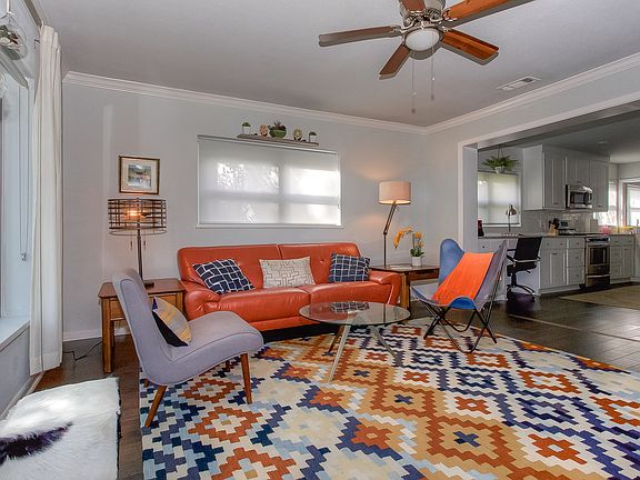 5th image of 3828 Byers Ave