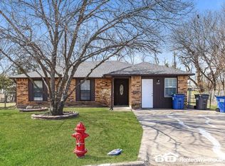 208 Rose Way, Glenn Heights, TX 75154