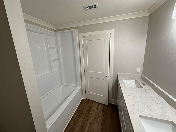 5th image of 150 Gatti Rd #22-27
