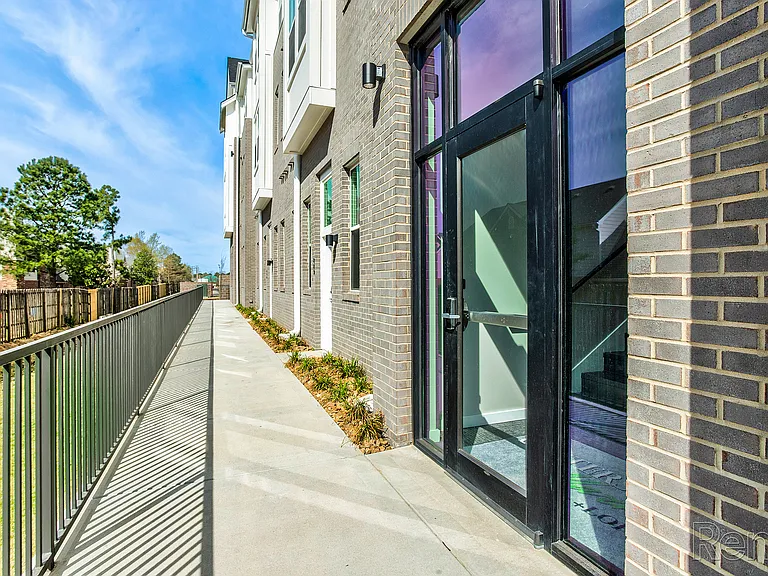 Centerstone Market + Lofts — Photo 15