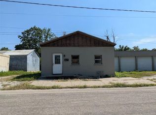 917 Miami St, Leavenworth, KS 66048