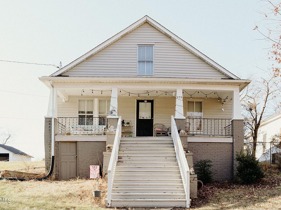 1st image of 309 Forestal Dr