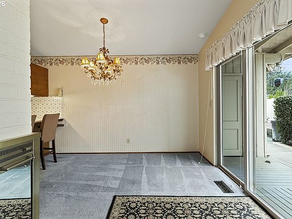 5th image of 13601 NE Sacramento St