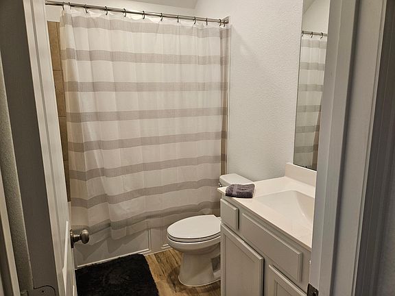 4th image of 3042 Newcastle Crest Ln