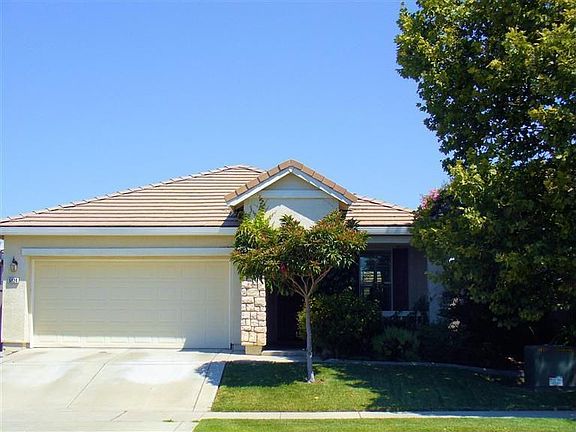 2nd image of 5924 Bridgecross Dr