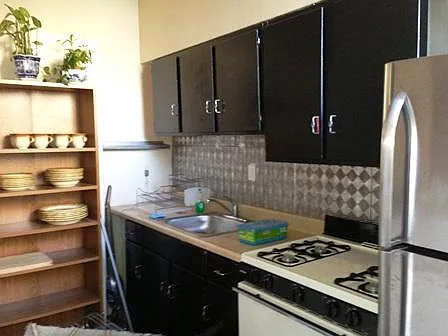 204 Bloomfield St #2 — Photo 2