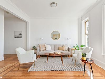 570 44th St APT 10, Brooklyn, NY, 11220