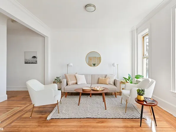 570 44th St APT 10, Brooklyn, NY 11220