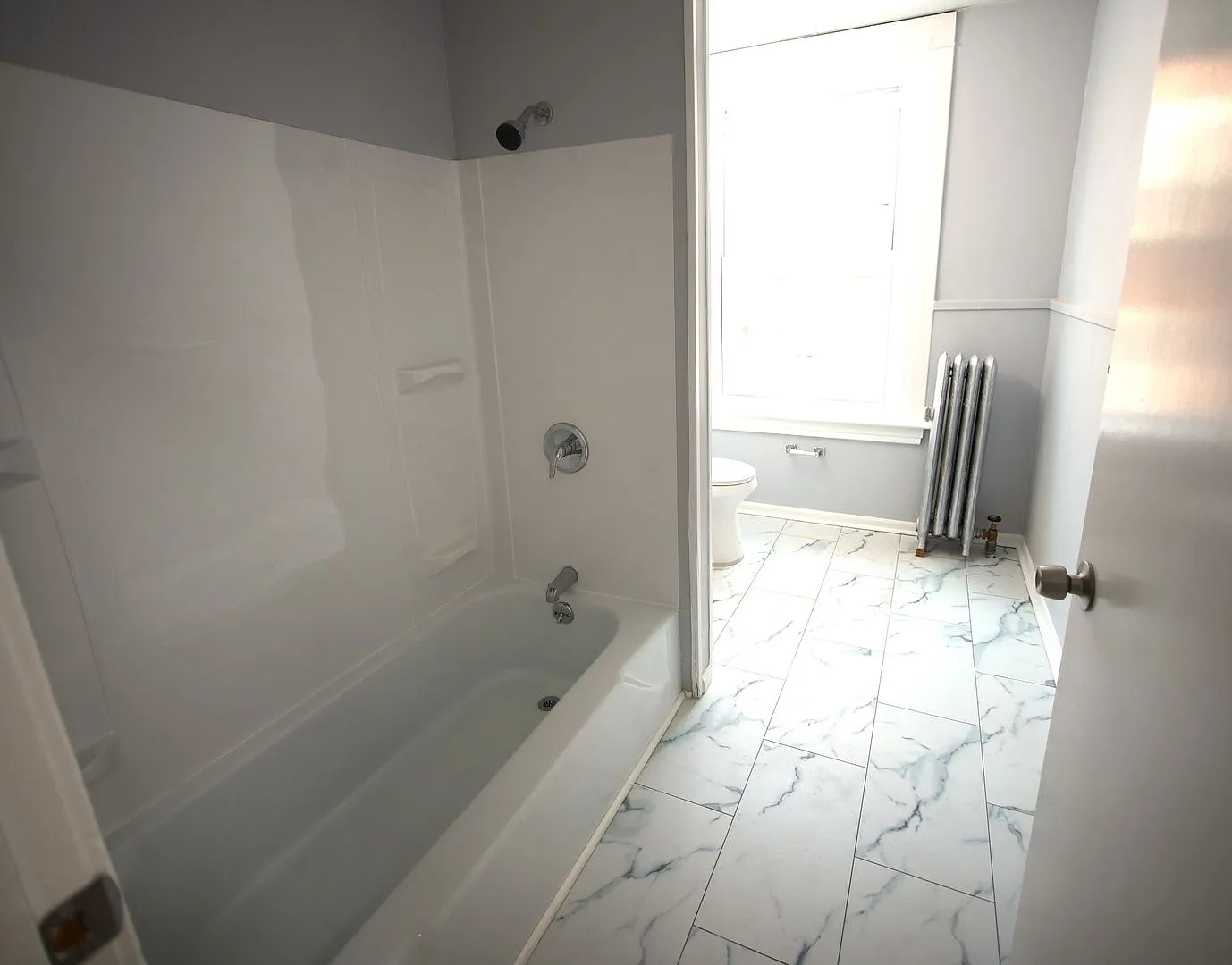18 Kent Avenue — Photo 3