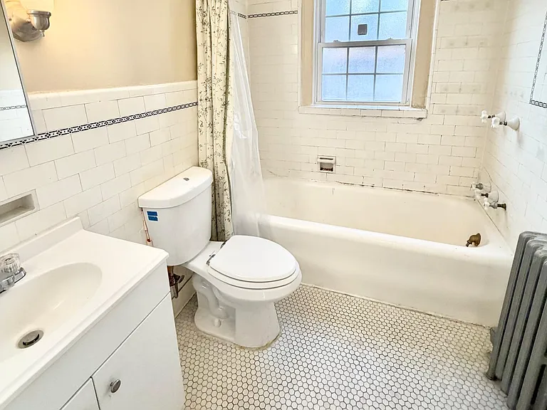 1500 Ella T Grasso Blvd #B1 — Photo 2