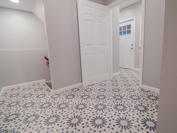 2nd image of 205 Gordon Ave