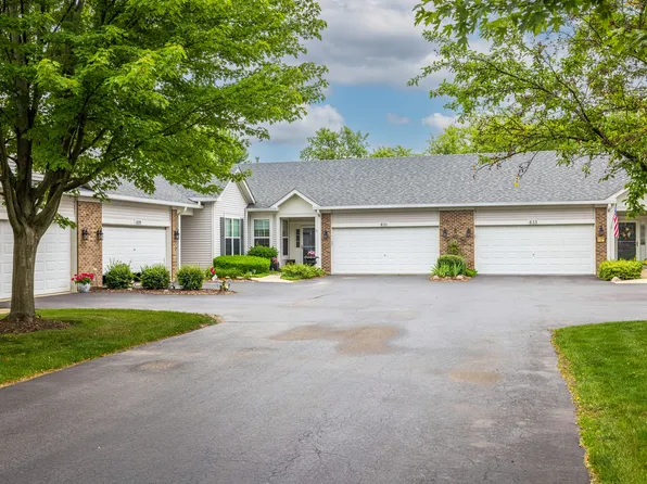 631 S Cadillac Cir, Romeoville, IL 60446