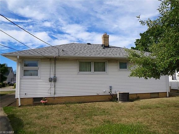2nd image of 19307 Hipple Ave