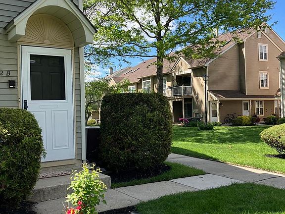 2nd image of 5712 Adelaide Dr
