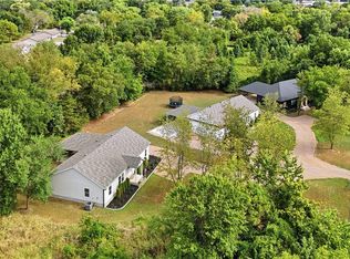 260 Fort Smith St SW, Gravette, AR 72736