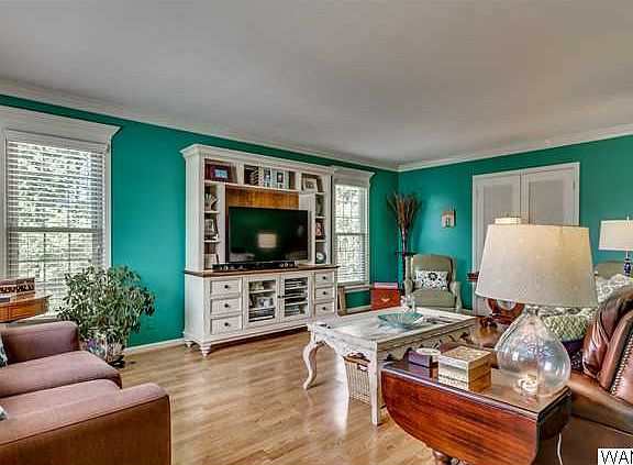 Bi-fold doors in the back of this room will open up into a smaller den.    Great floor plan for entertainment!
