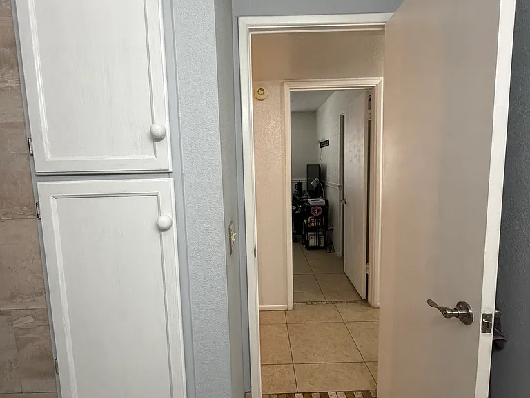 713 N Orlando Cir — Photo 32