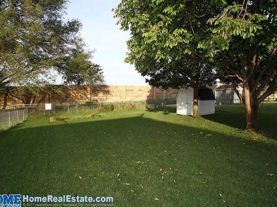2nd image of 2815 NW 9th St