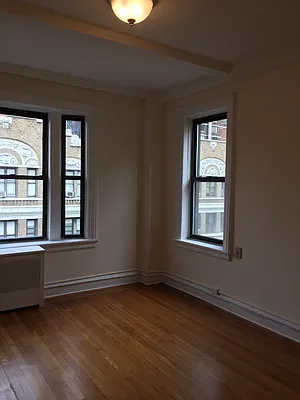 Rented by City & Suburban | media 7