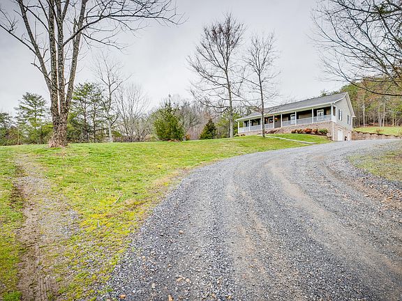 4th image of 3709 Glenmont Ct