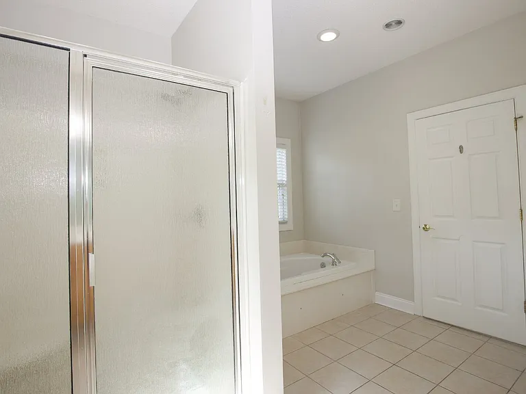 108 Fawnwood Dr — Photo 36