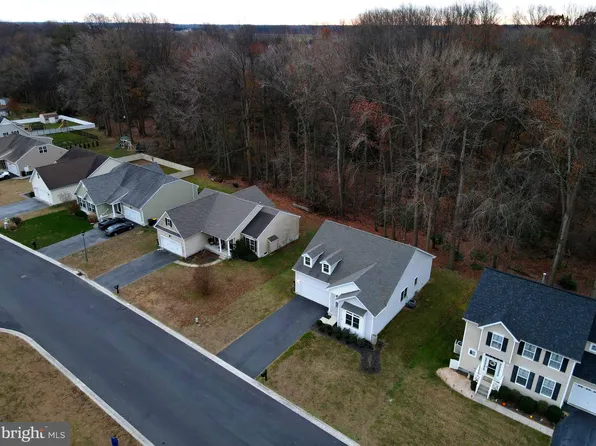 98 S High Meadow Dr, Felton, DE 19943