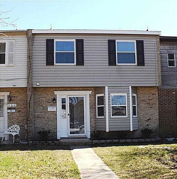 1st image of 720 Cambridge Dr
